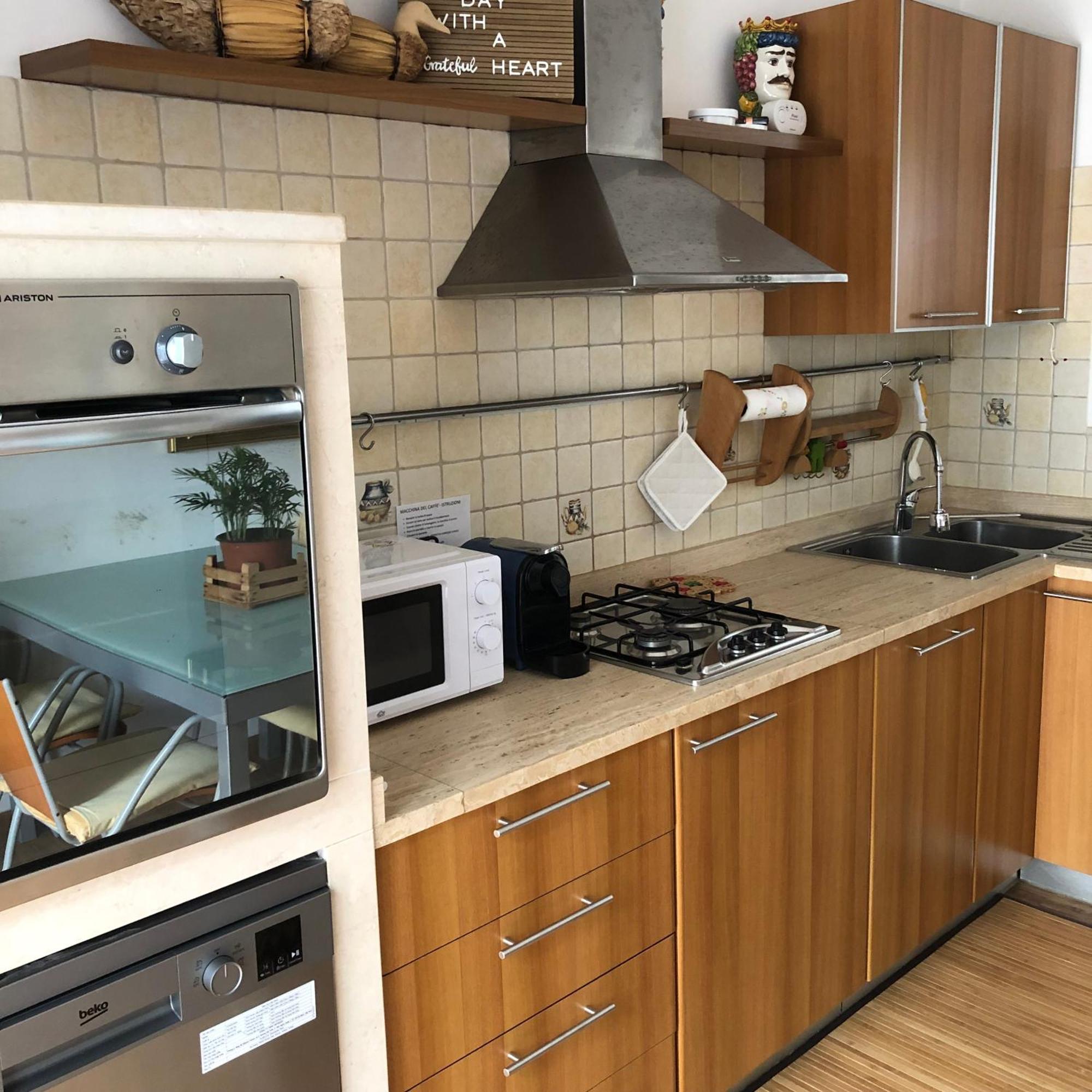 Casa Dorina Charme E Comfort A 100 M Dal Mare ドンナルカタ エクステリア 写真